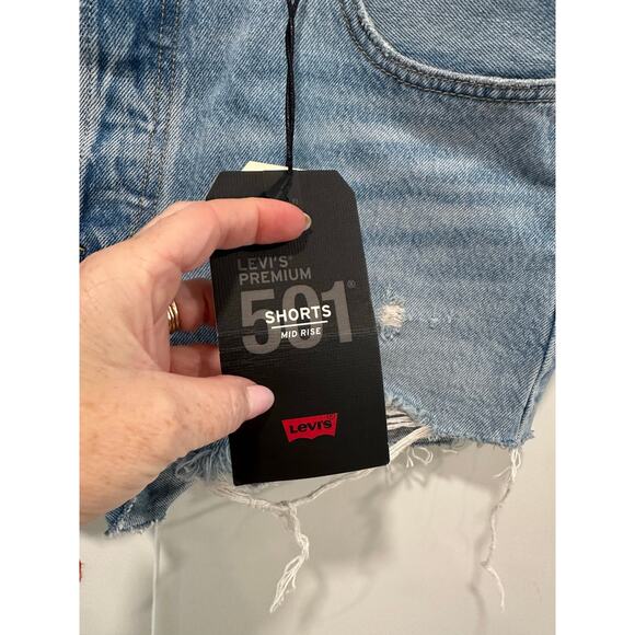 NWT Levi’s 501 Mid Rise Denim Shorts Size 32 - Picture 5 of 6